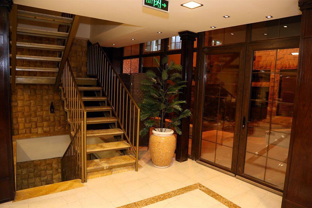 Saint John Hotel Мадаба Екстериор снимка