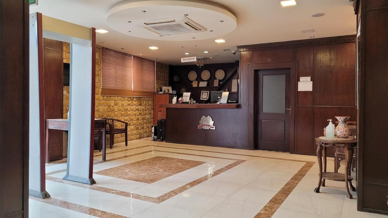 Saint John Hotel Мадаба Екстериор снимка