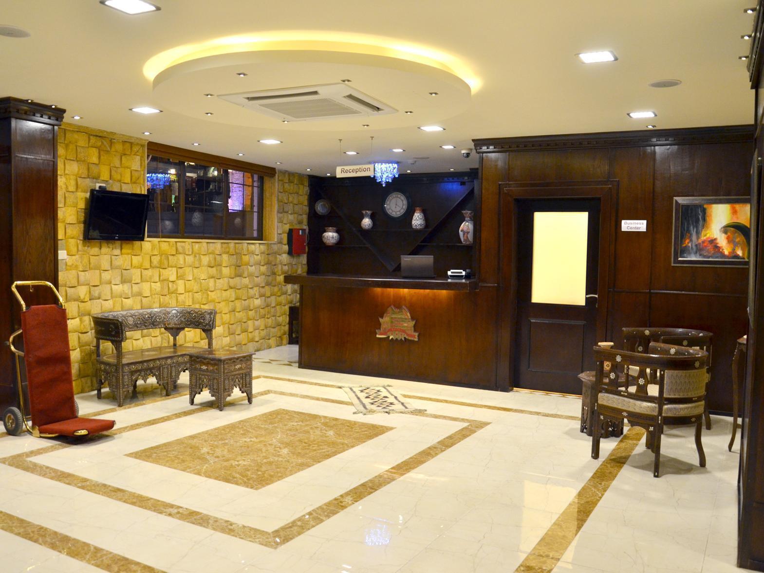 Saint John Hotel Мадаба Екстериор снимка
