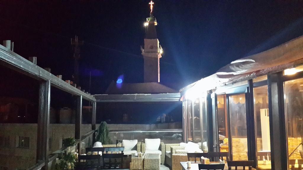 Saint John Hotel Мадаба Екстериор снимка