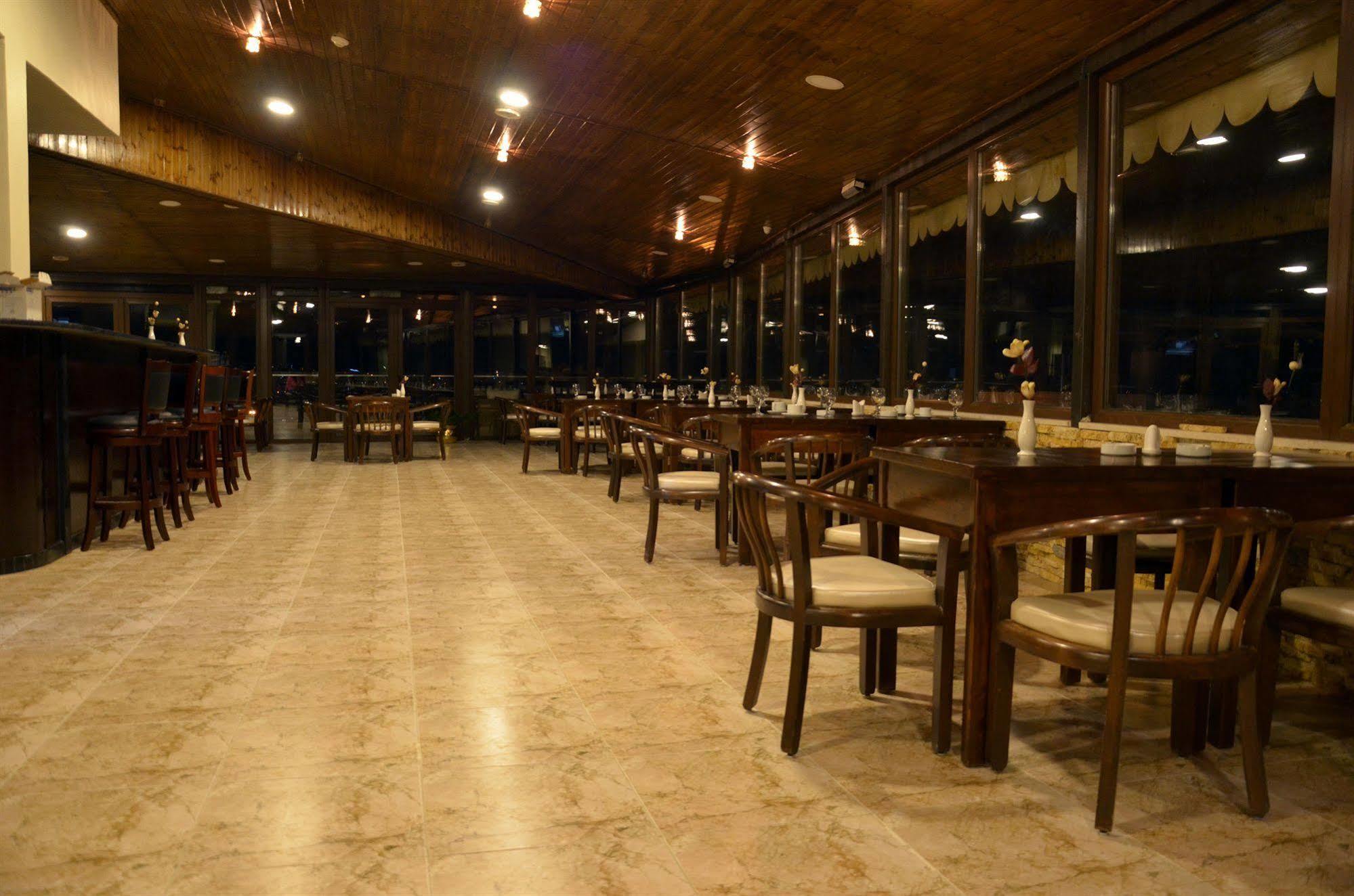 Saint John Hotel Мадаба Екстериор снимка